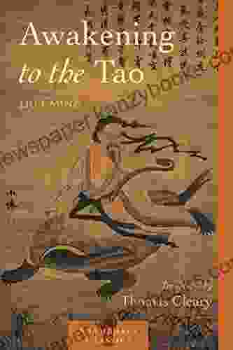 Awakening to the Tao (Shambhala Classics)